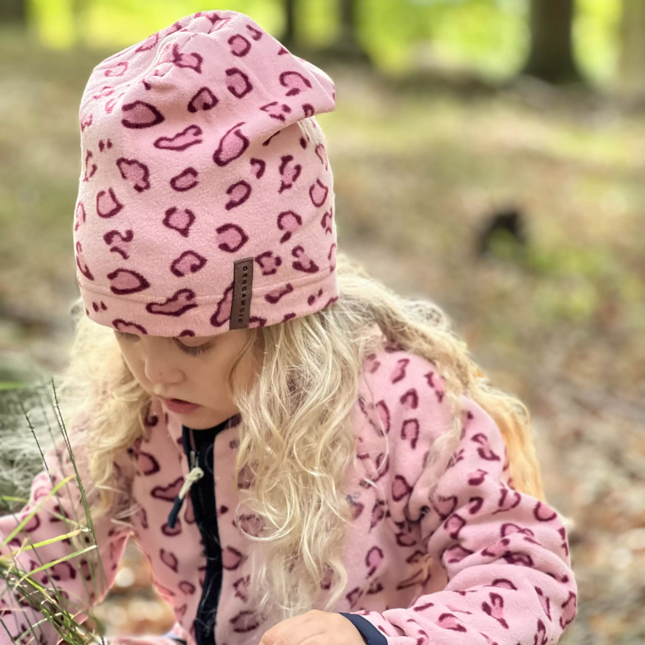 Fleecemössa Pink Leo M 5-6 år