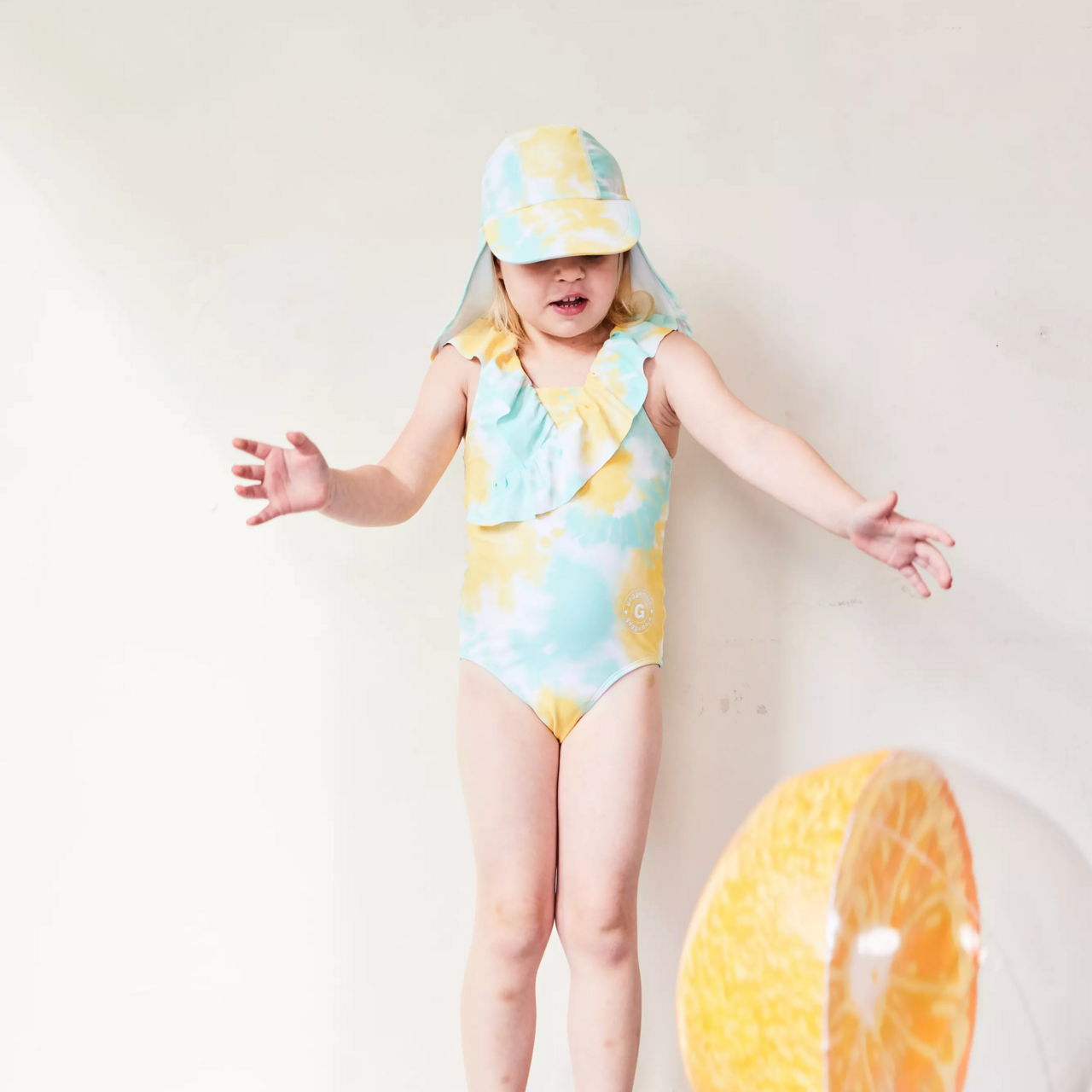 UV Hat Tie dye yellow  0-4M