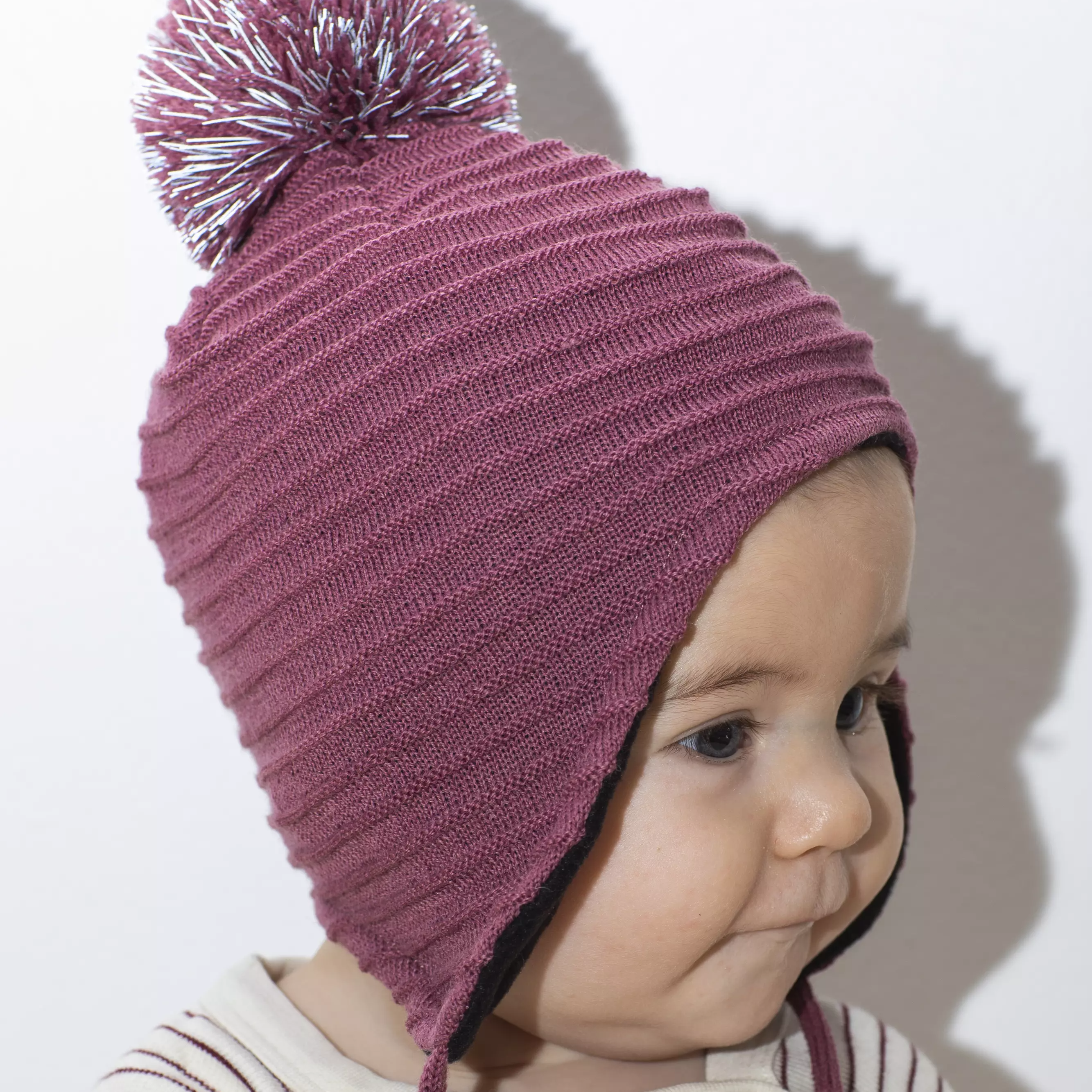 Knitted helmet hat Rose