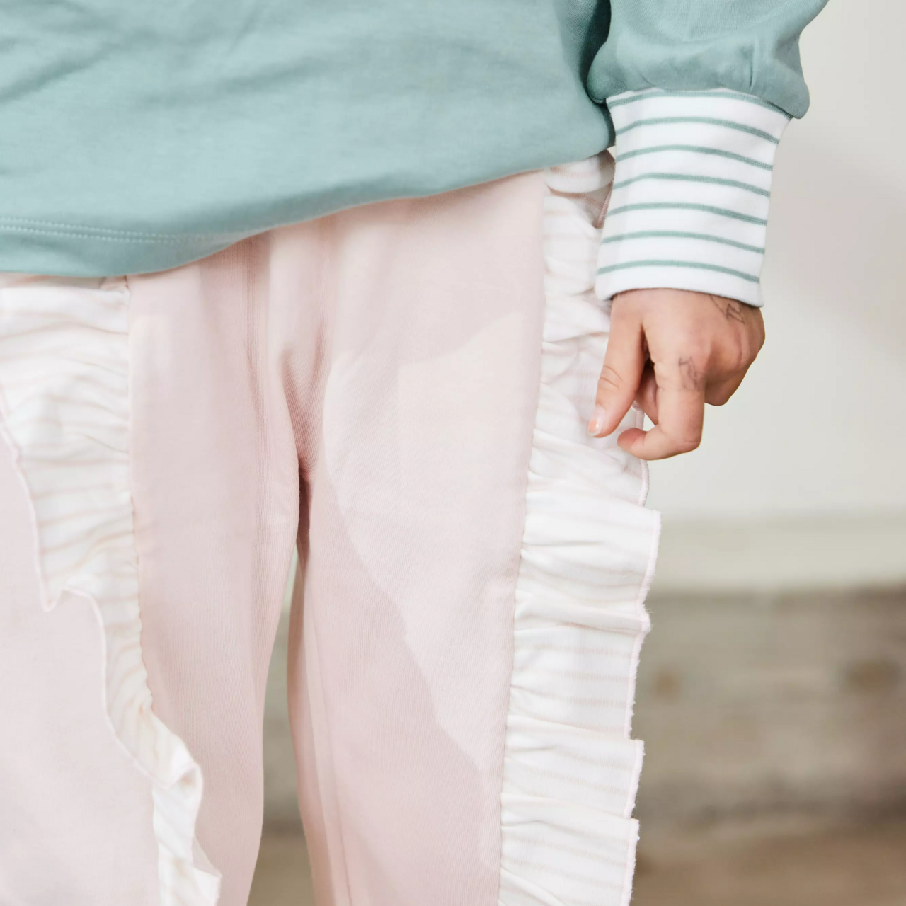 Flounce pant L.pink/offwhite 134/140