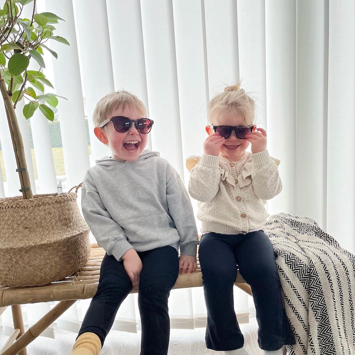 Sunglass 2-6 y Turtoise brown