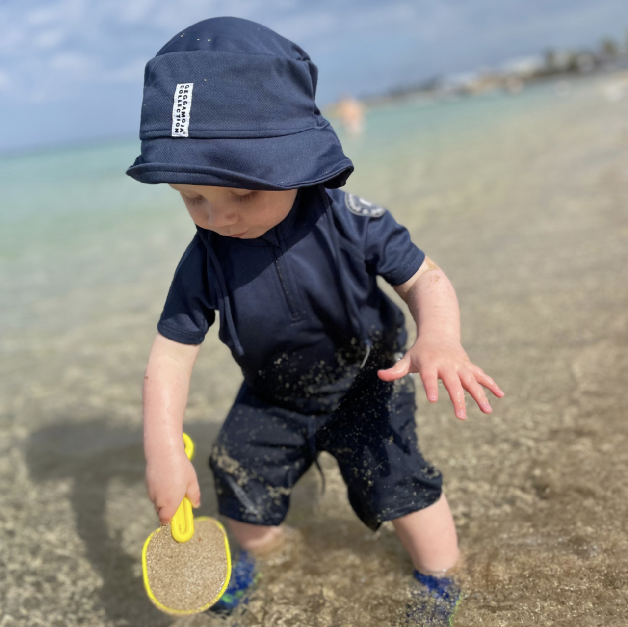 UV Sunny hat Navy  10m-2Y