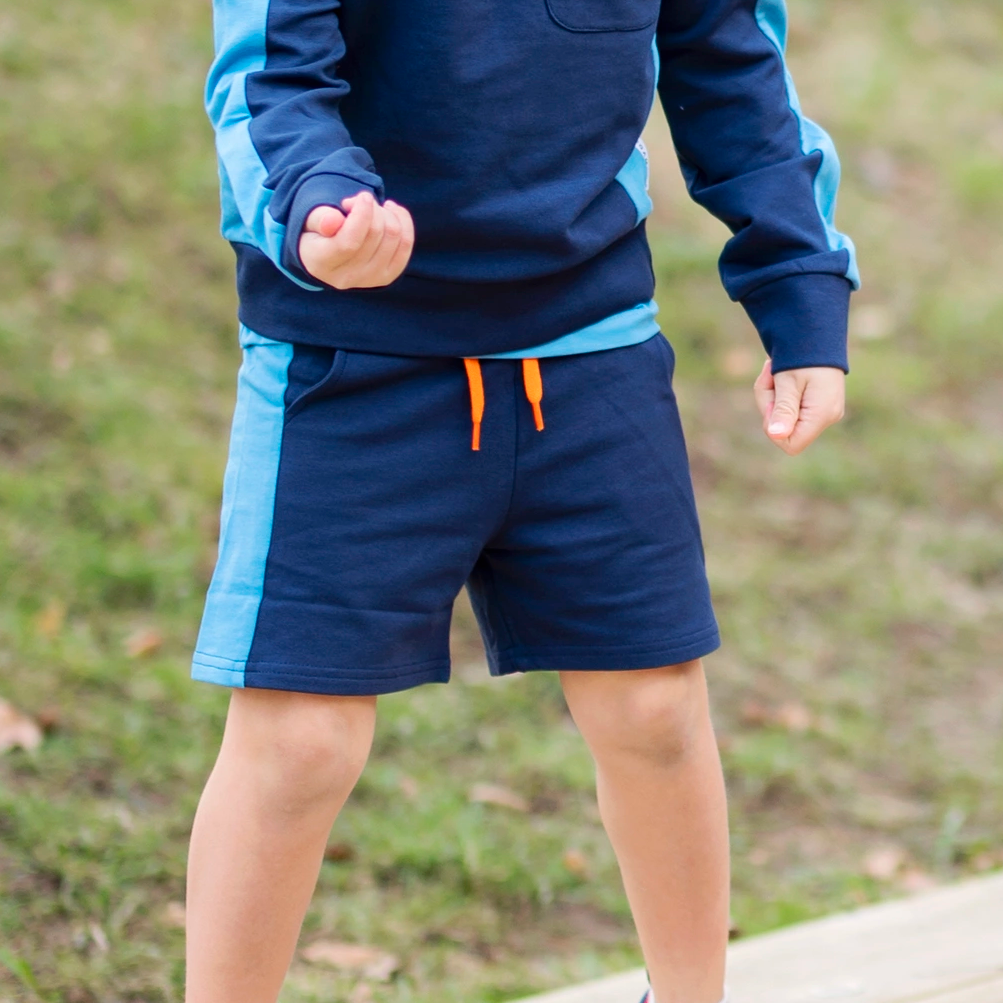 College shorts Navy