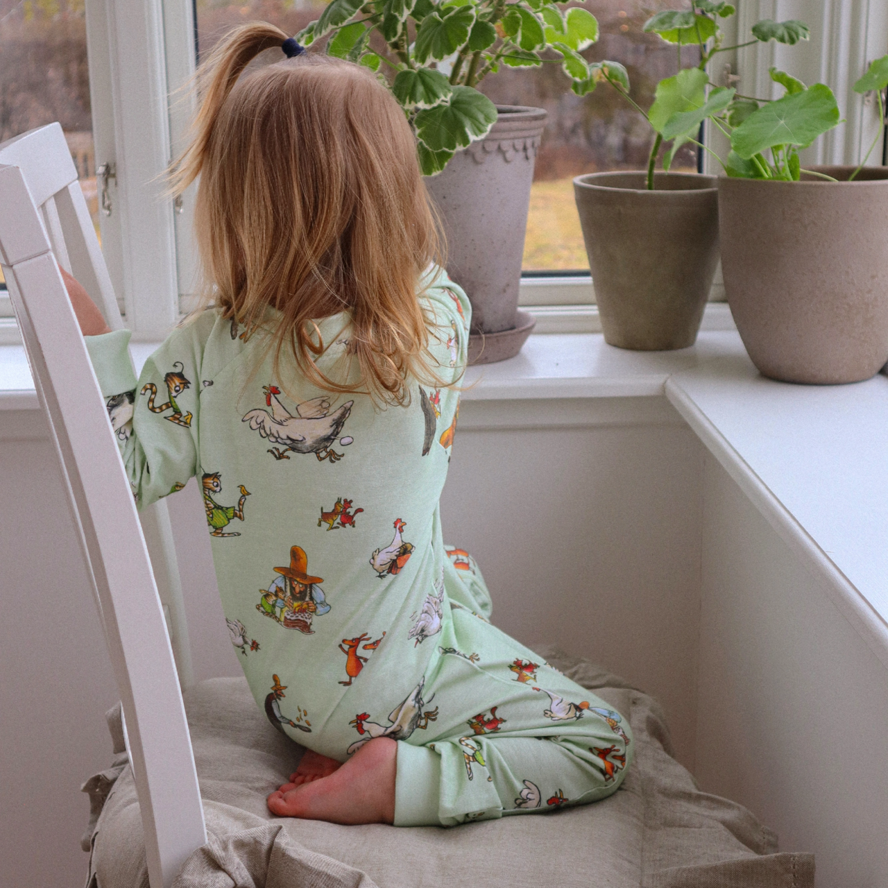Pyjamahaalari Pettson ja Findus Light vihreä 98/104