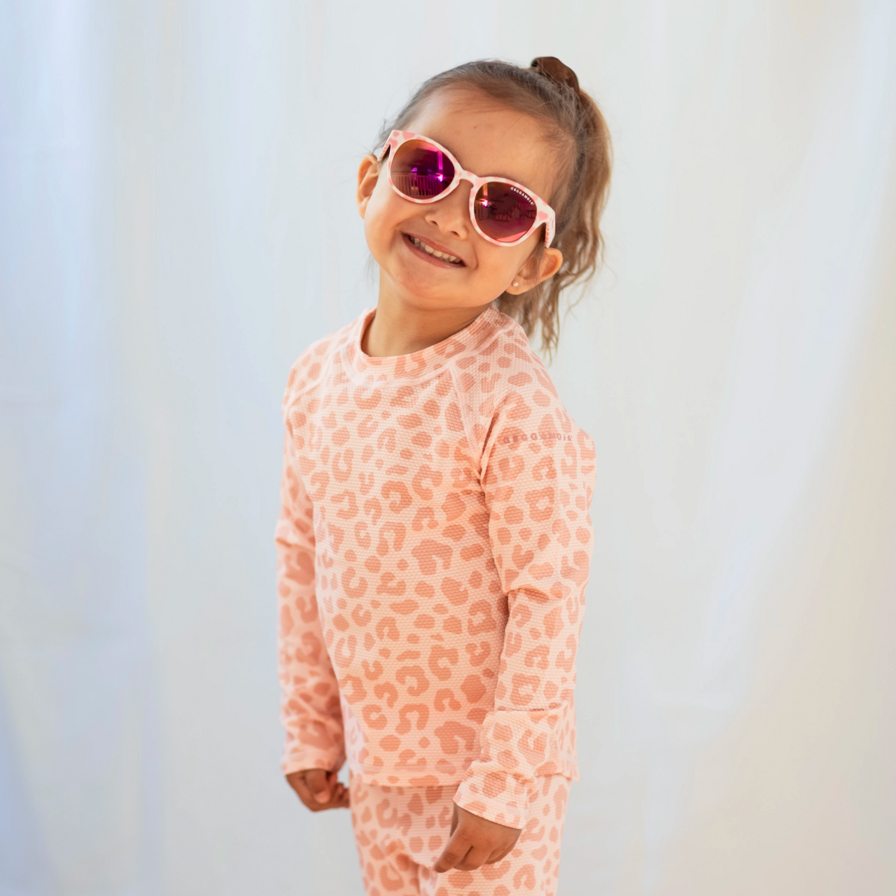 UV-L.S sweater Roosa Leo  134/140