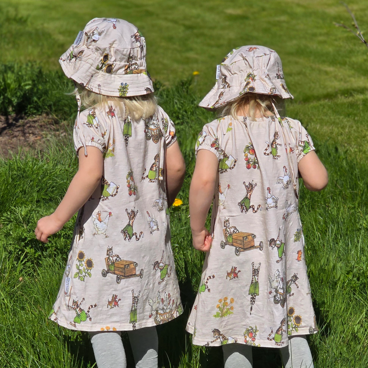 Mekko Pettson ja Findus Beige 122/128