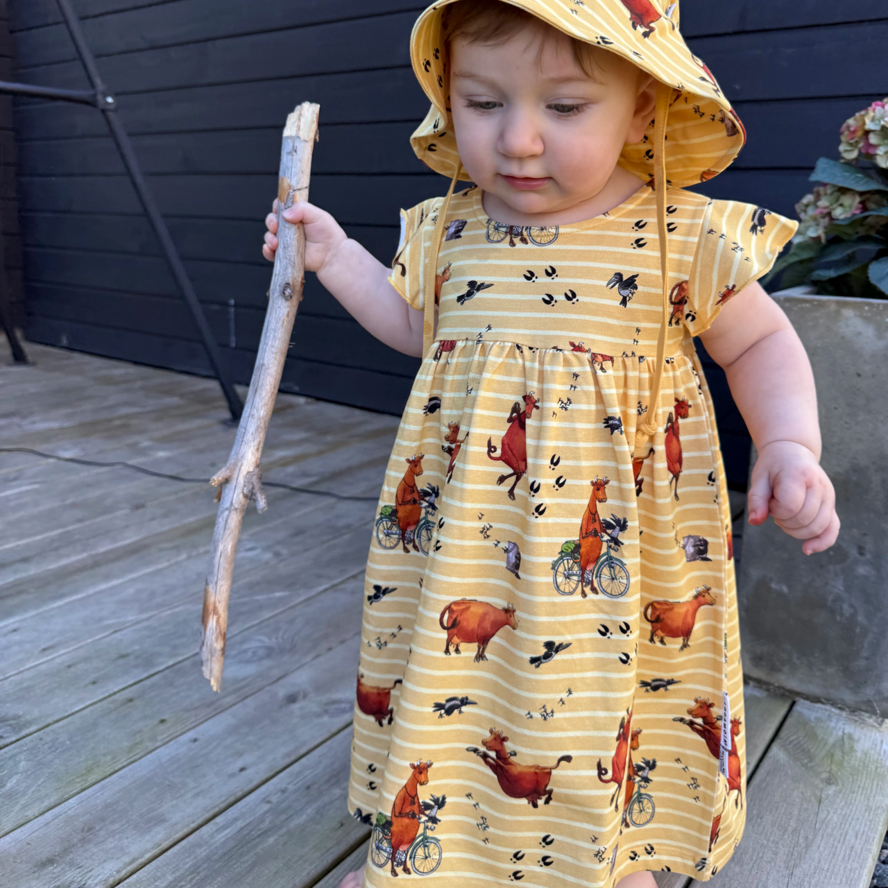 Mimmi Lehmän ja Variksen Röyhelömekko Keltainen 122/128