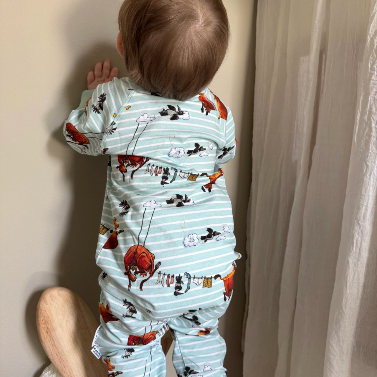 Pyjamas Mamma Mu och Kråkan Mint/Vit