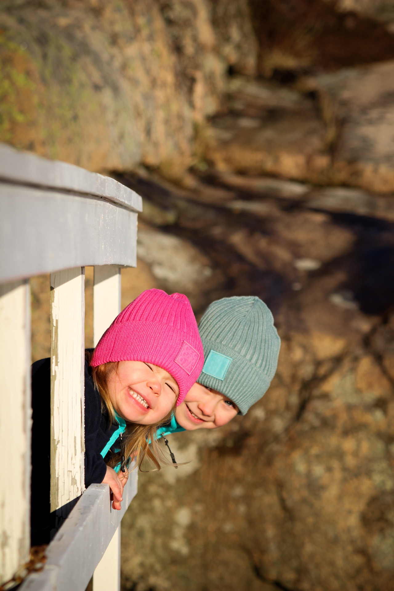 Stickad mössa Rosa 2-6 år