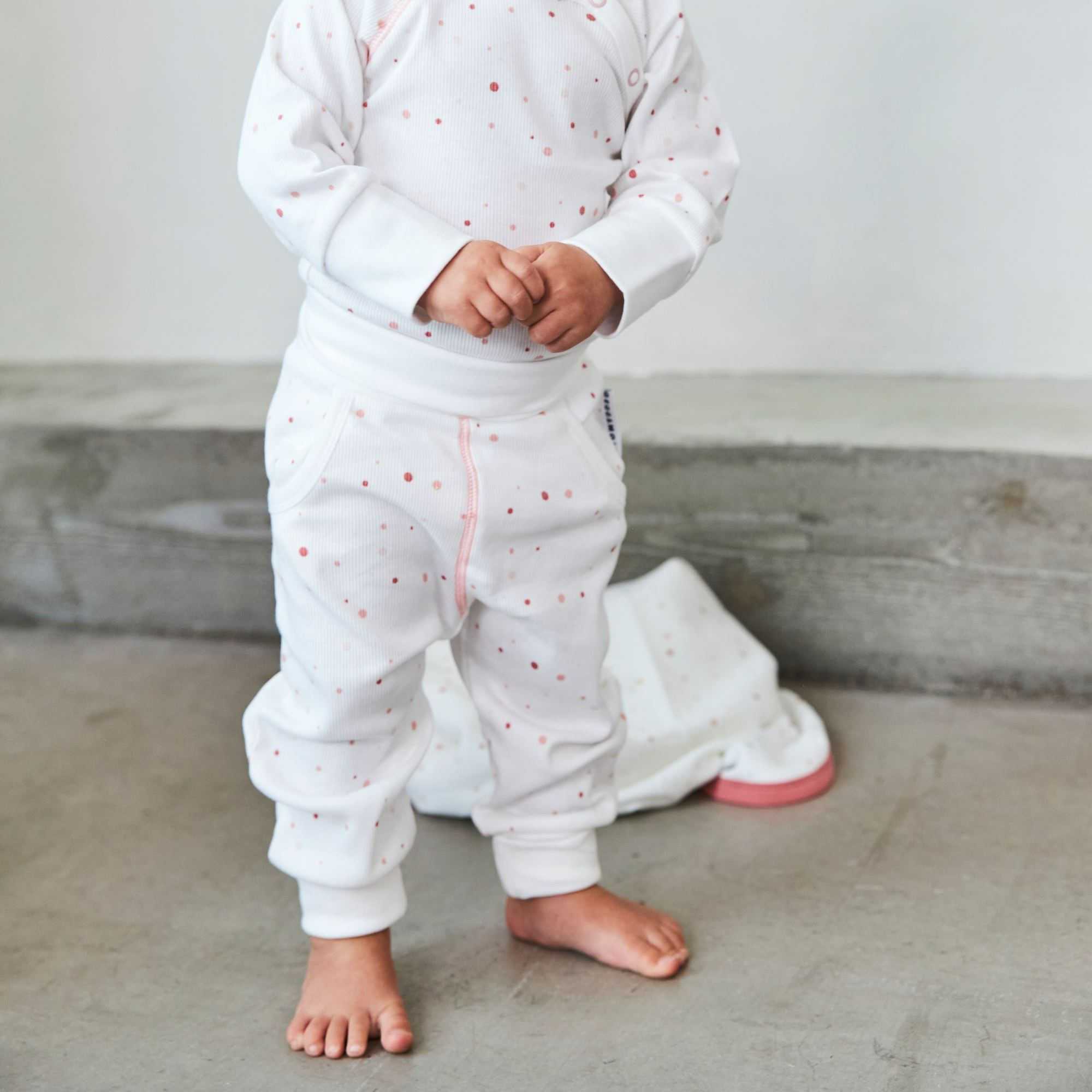 Baby pant Dots